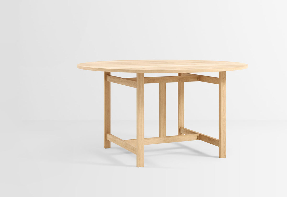 Round Dining Table, Moebe