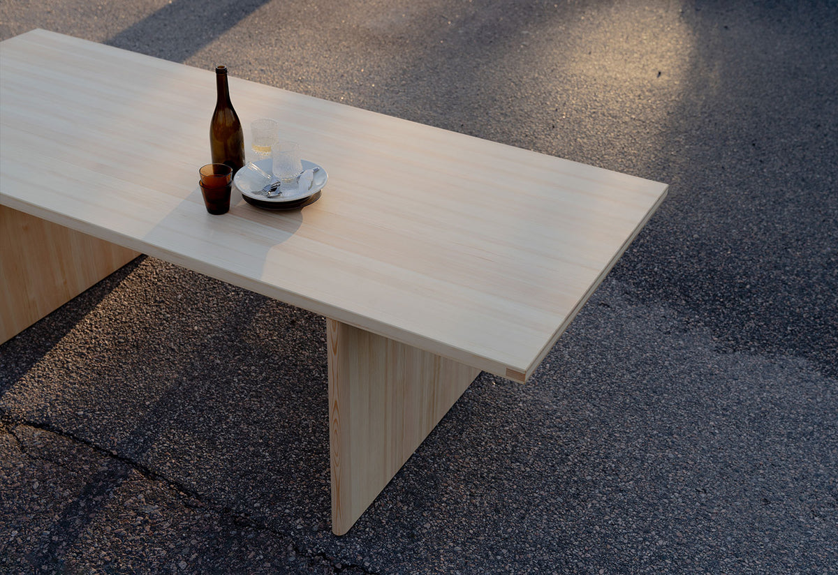 012 Kolmio Dining Table, Cecilie manz, Vaarnii