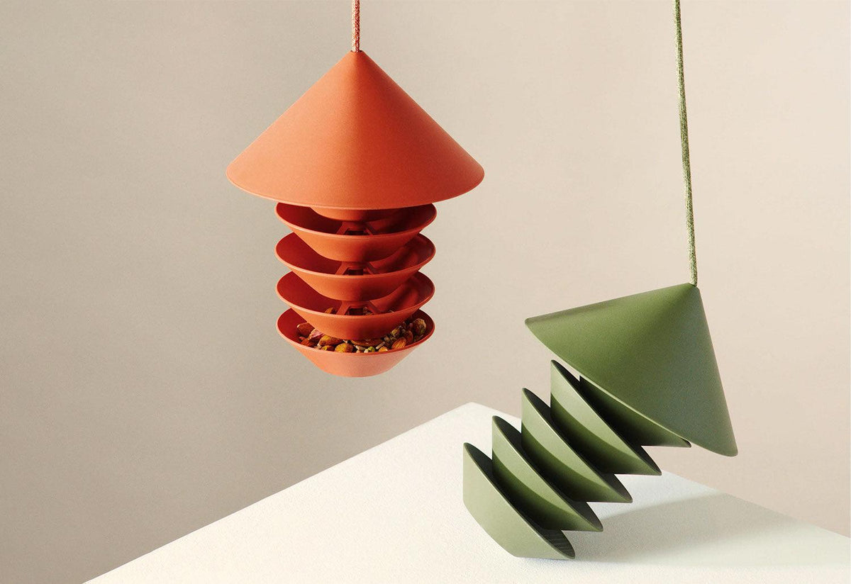 Silo Bird Feeder, Mika and julie tolvanen, Pidat