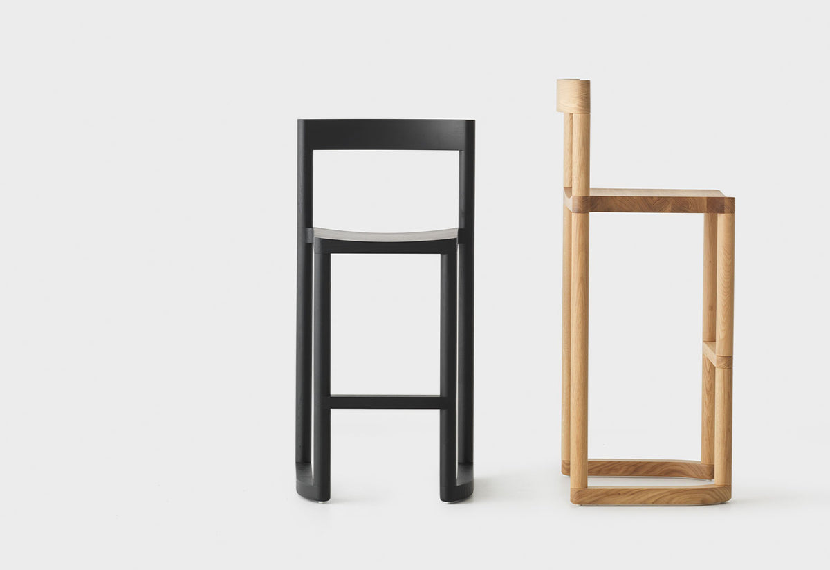Pier Barstool, 2020, Leonard kadid, Resident