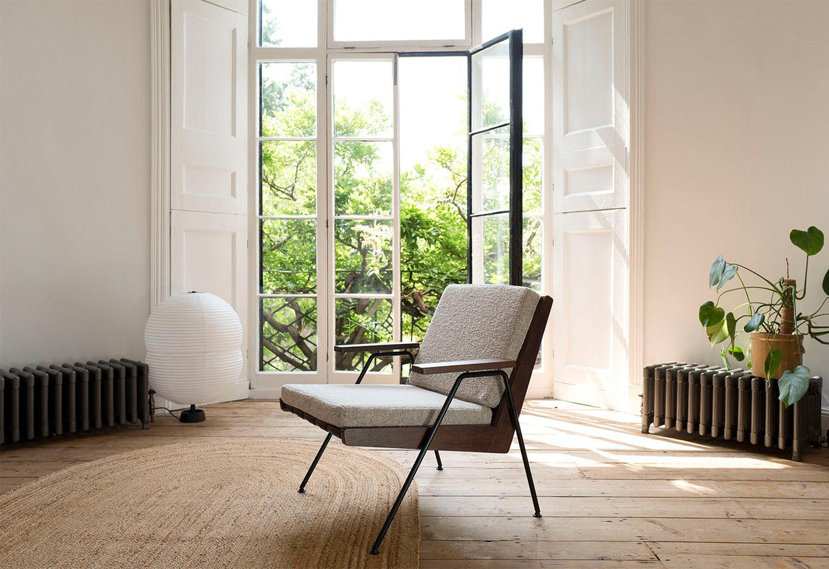 Chevron Armchair, Robin day, Twentytwentyone