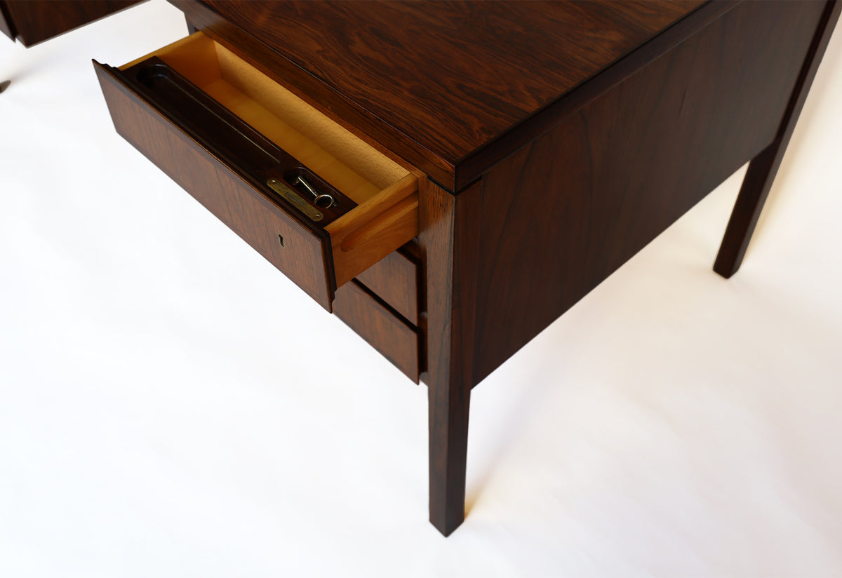 Gunni Omann, Model 77 Desk, 1960