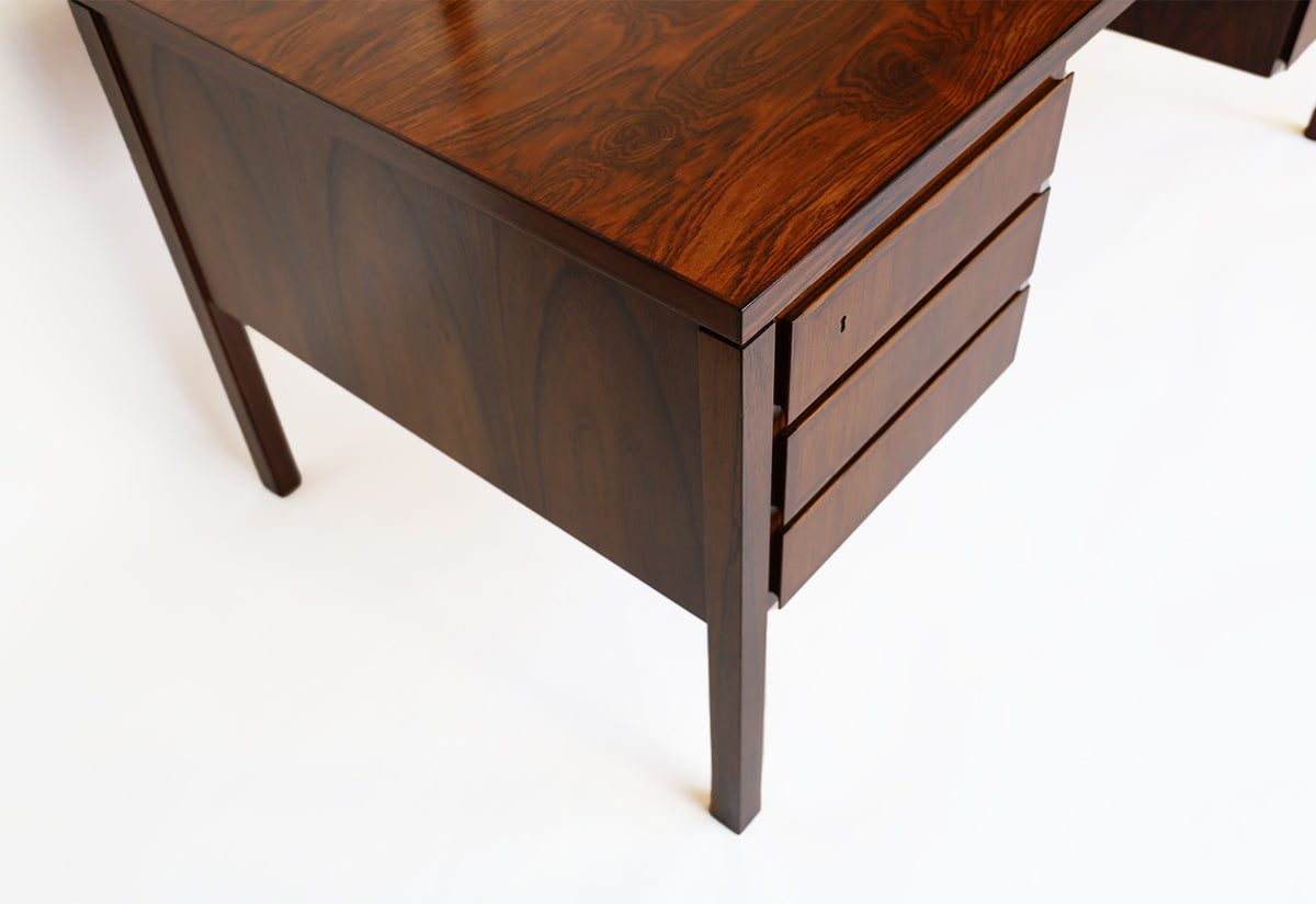 Gunni Omann, Model 77 Desk, 1960