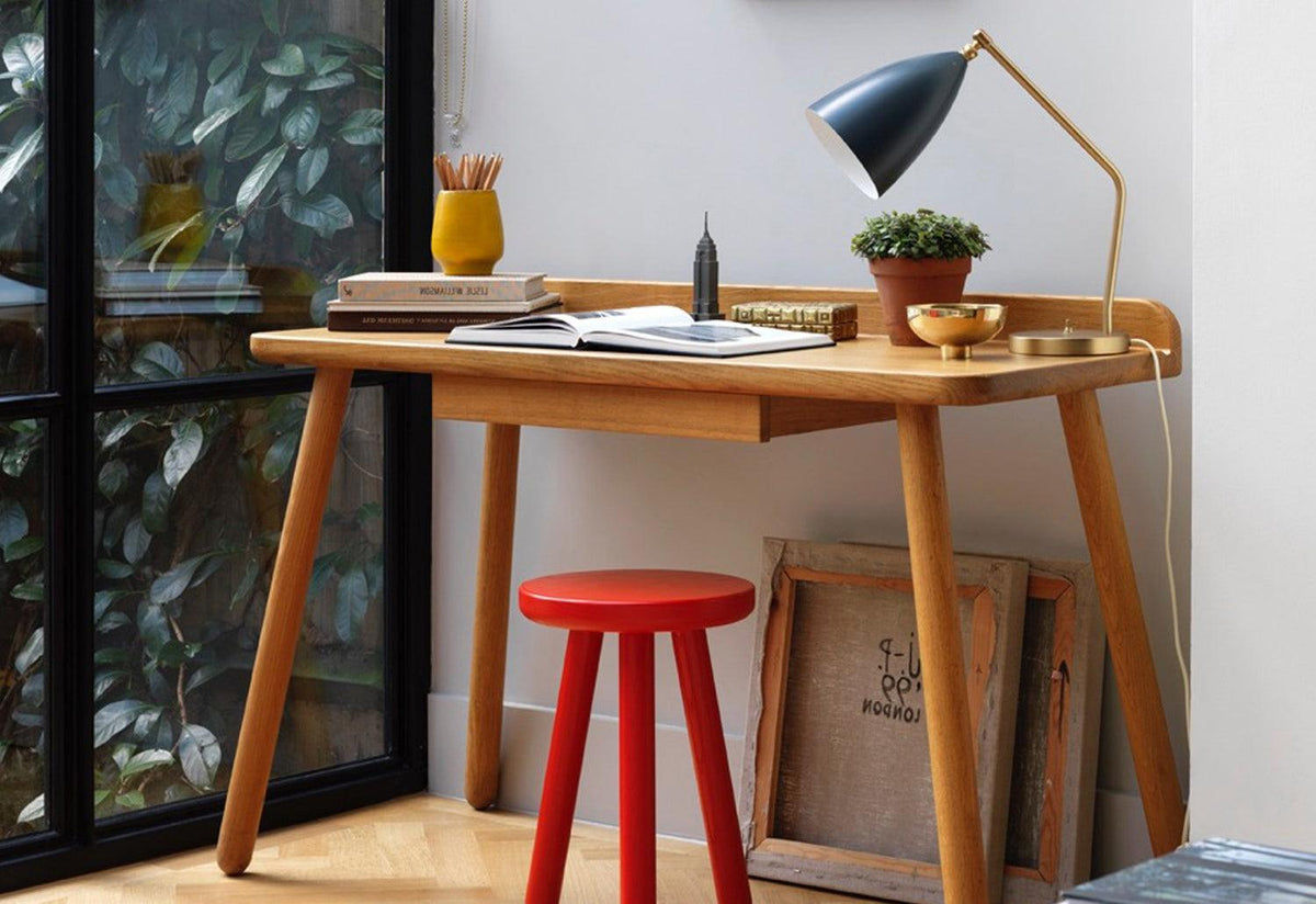Desk One, Another country