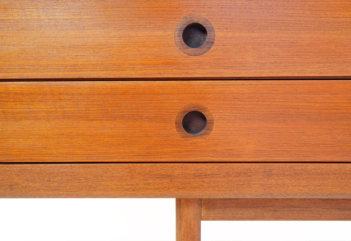 Robert Heritage | Gloucester sideboard | 1960 | Archie Shine, Robert heritage