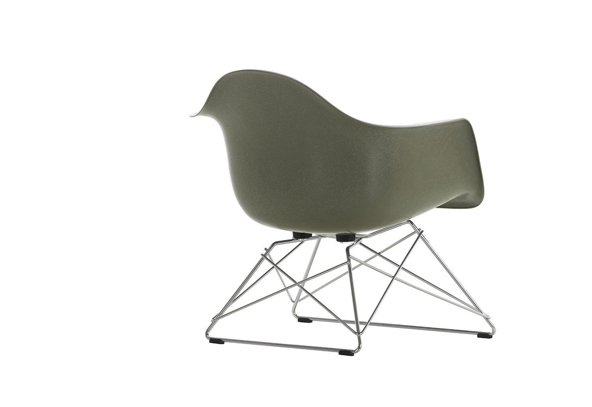 Eames Fiberglass LAR Armchair, Charles and ray eames, Vitra
