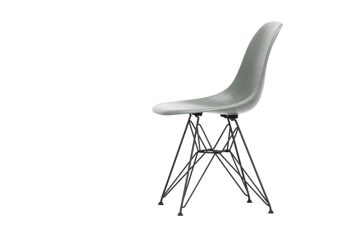 Eames Fiberglass DSR, Charles and ray eames, Vitra
