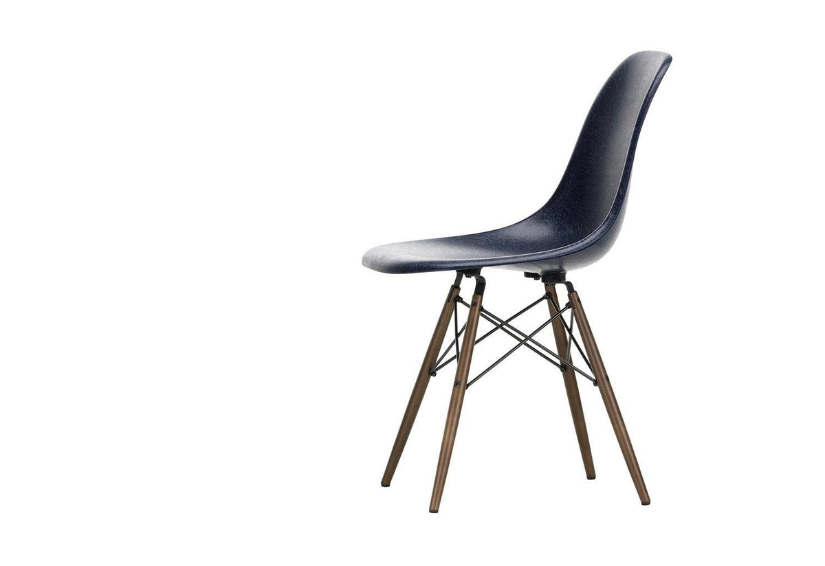 Eames Fiberglass DSW, Charles and ray eames, Vitra