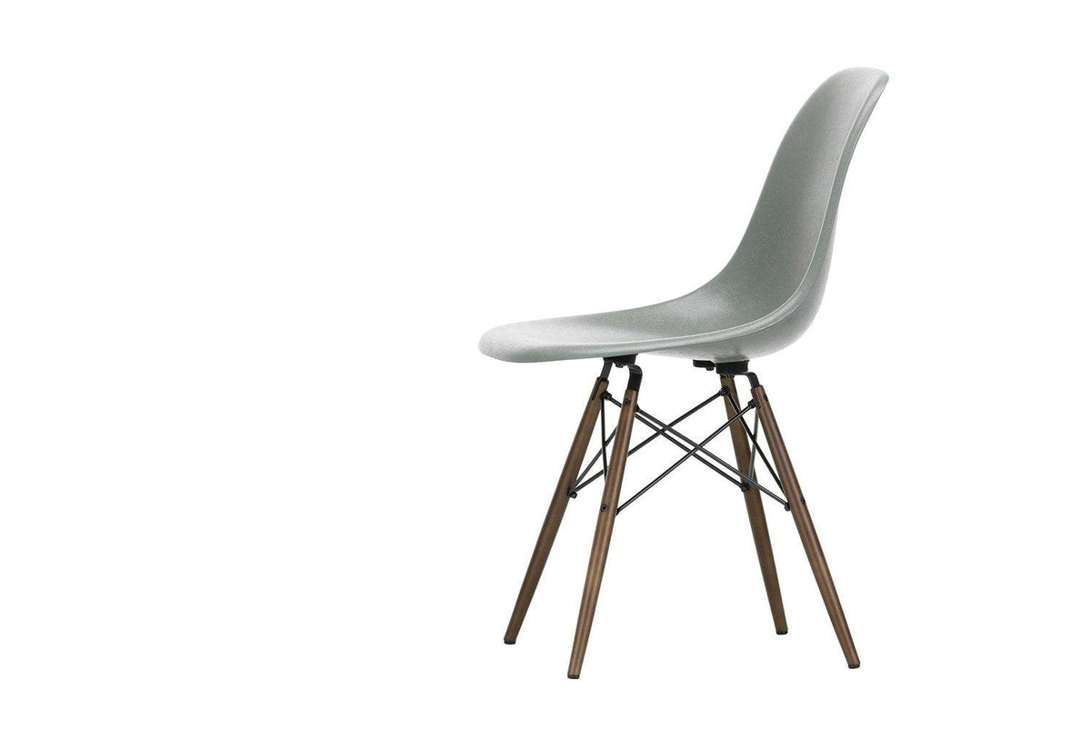 Eames Fiberglass DSW, Charles and ray eames, Vitra