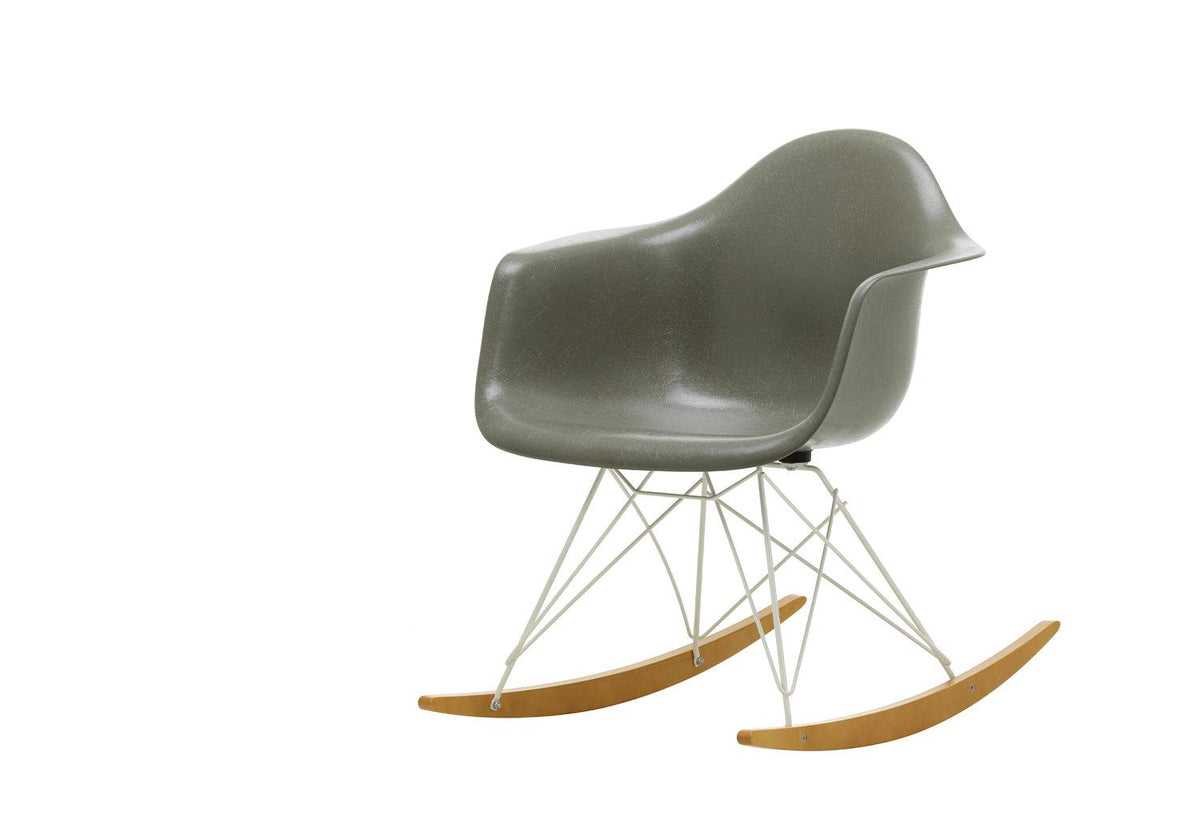 Eames Fiberglass RAR Armchair, Charles and ray eames, Vitra
