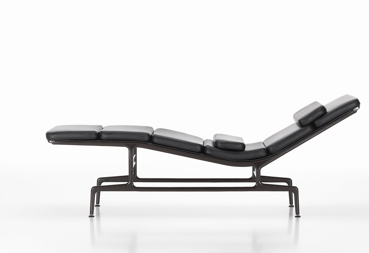 Soft Pad Chaise ES 106, 1968, Charles and ray eames, Vitra