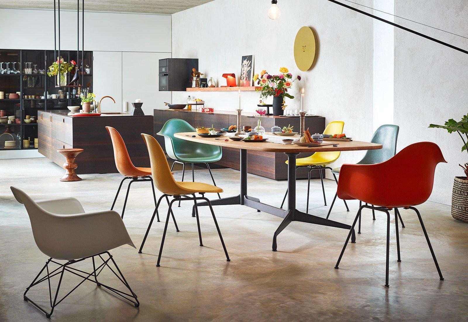 Eames RE DAX Armchair with Upholstery