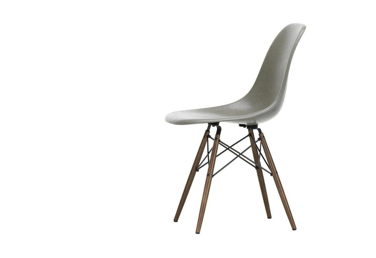 Eames fiberglass DSW, 1950, Charles and ray eames, Vitra