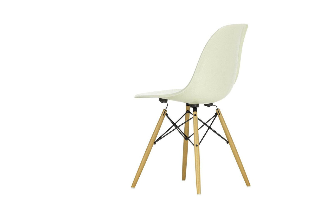 Eames fiberglass DSW, 1950, Charles and ray eames, Vitra