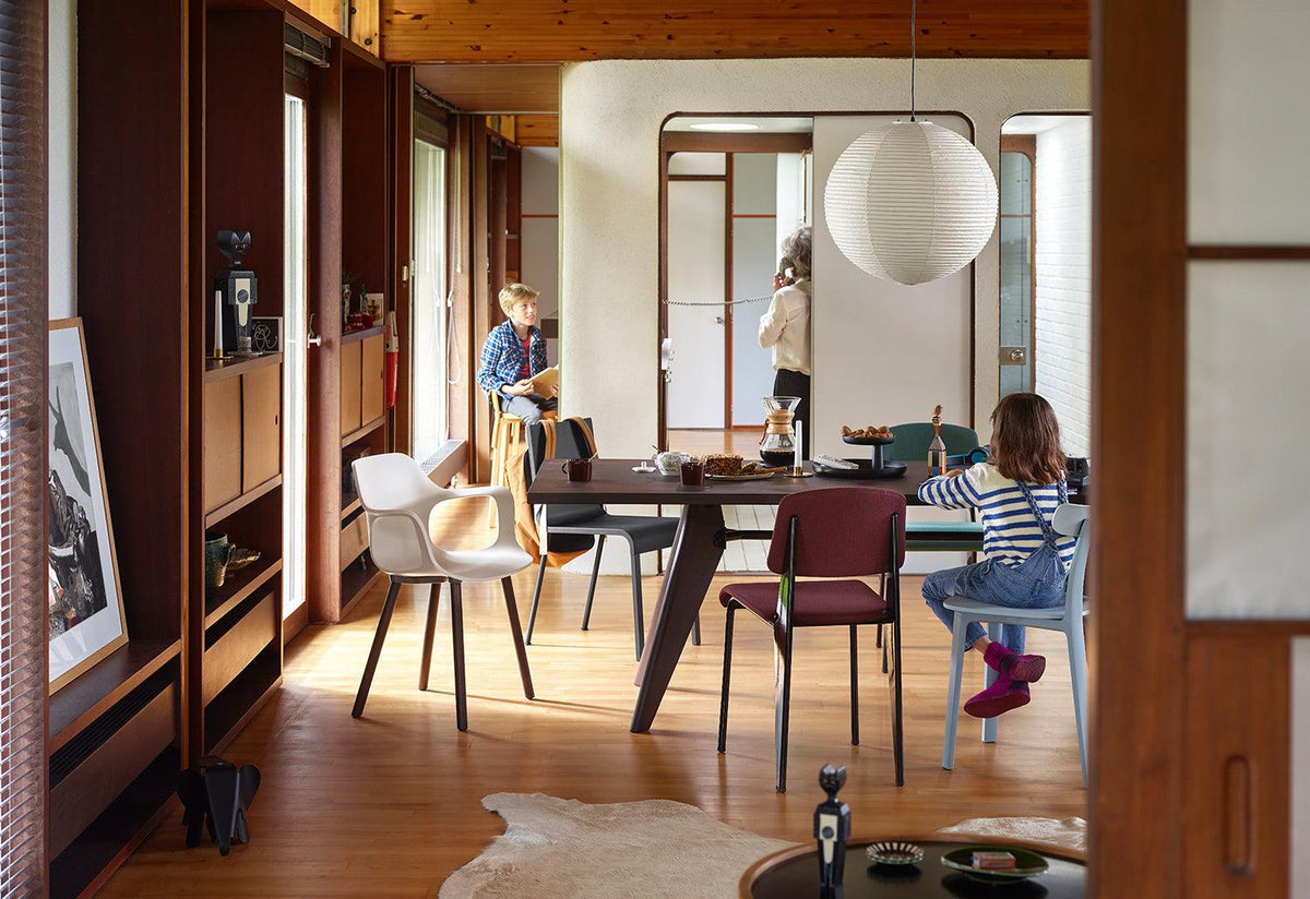 Table S.A.M. Bois, Jean prouve, Vitra
